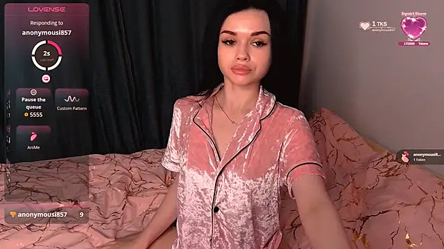 Luxuryy baby online show from November 23, 5:14 pm