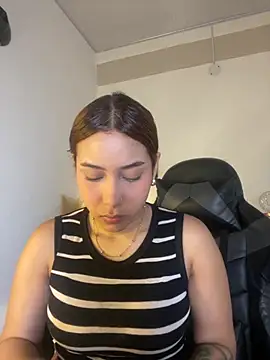 RedVelvet Dream online show from November 8, 9:42 pm