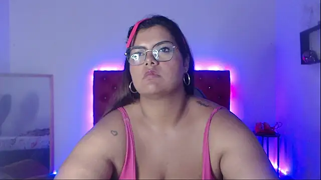 Snapshot of Sammy_slavehot chatting on September 13, 2:41 am Sammy slavehot online show from September 13, 2:41 am