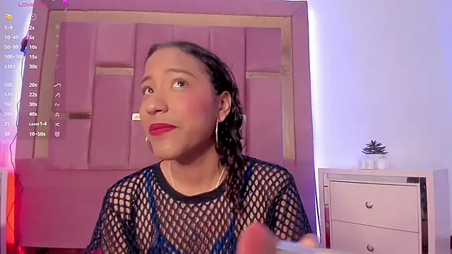 AikoSnow online show from October 10, 4:45 pm