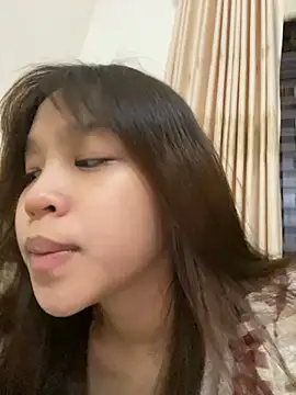 linh  cute online show from September 22, 11:52 am