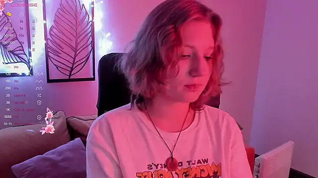 Hailey Foxy online show from November 24, 9:11 am