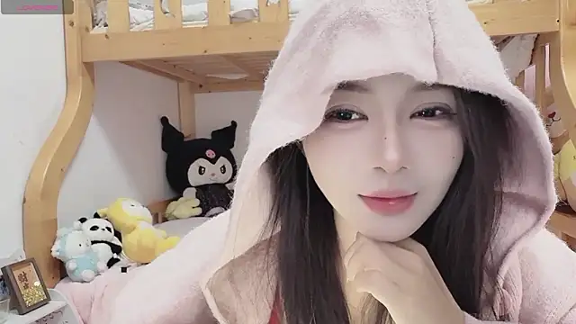 Sue101010 online show from October 22, 12:43 pm