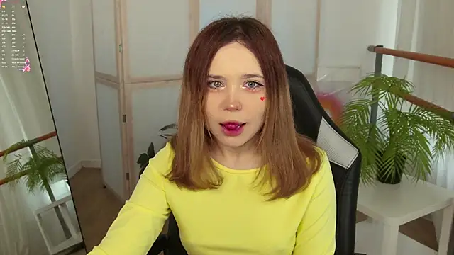 Lina Glow online show from September 16, 6:43 am