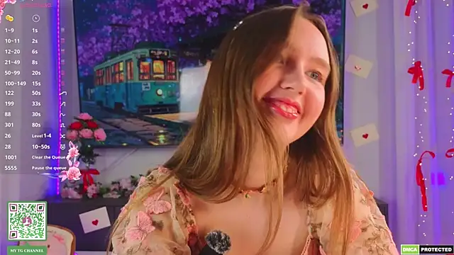 ElfredaTupy online show from April 17, 7:49 pm