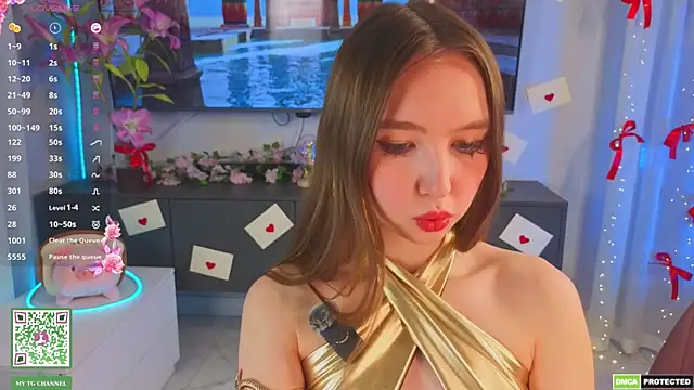 ElfredaTupy online show from April 21, 1:42 am