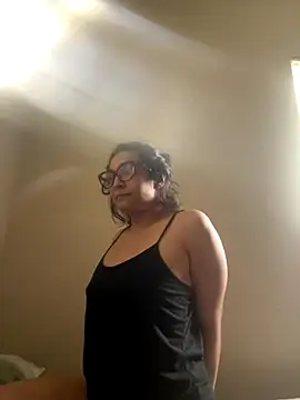 ditzycryztal online show from December 22, 7:17 pm