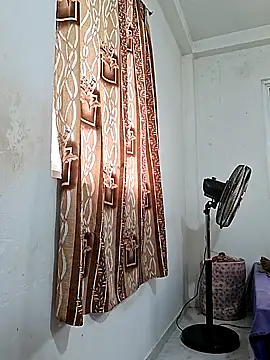 BeautyGirl sara online show from June 27, 3:29 am