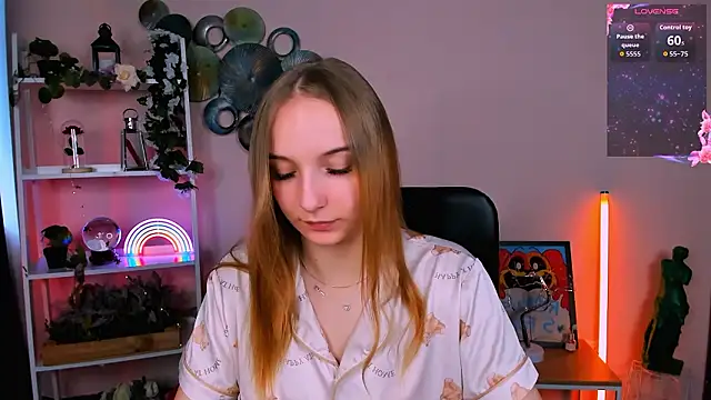 keylas moan online show from March 25, 1:25 pm