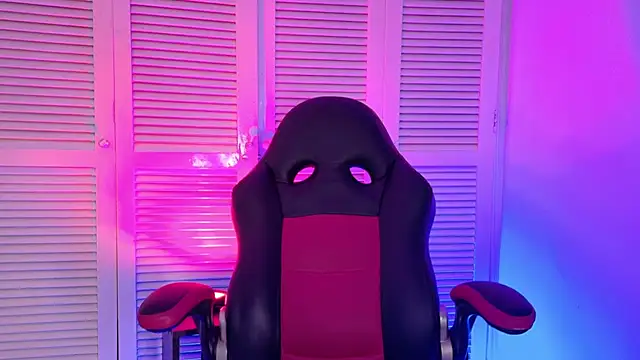  Gaaia  online show from February 14, 5:48 pm