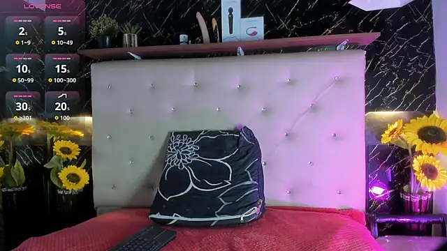 Natasha-Adams online show from November 17, 9:59 pm