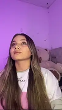 AnnyLopezzz  online show from February 6, 6:06 am