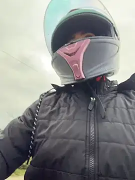 AlannaEvons online show from February 24, 10:19 pm