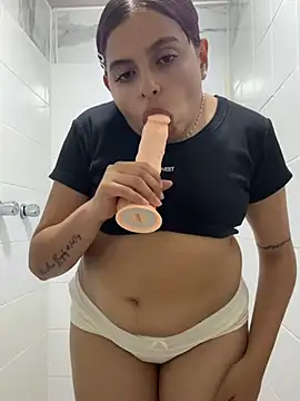 sbanna valle  online show from March 7, 1:01 am