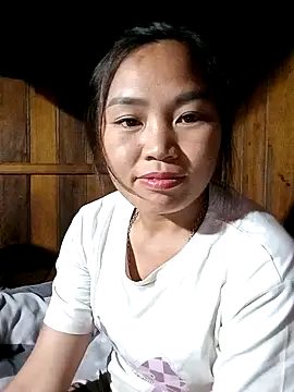 Snapshot of bany-xx chatting on October 8, 11:47 am bany-xx online show from October 8, 11:47 am
