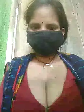 Snapshot of Jyoti_chauhan chatting on September 23, 8:23 am Jyoti chauhan online show from September 23, 8:23 am