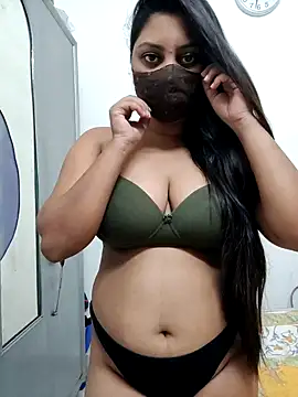 Hotalia143 online show from September 18, 7:01 pm