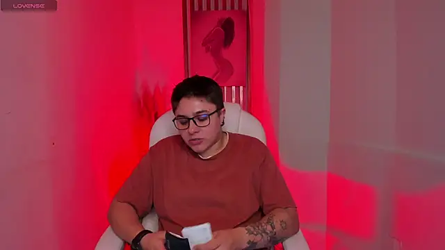 IanGilbert online show from February 16, 8:52 pm