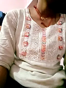 Hot tin74 online show from November 8, 8:36 pm