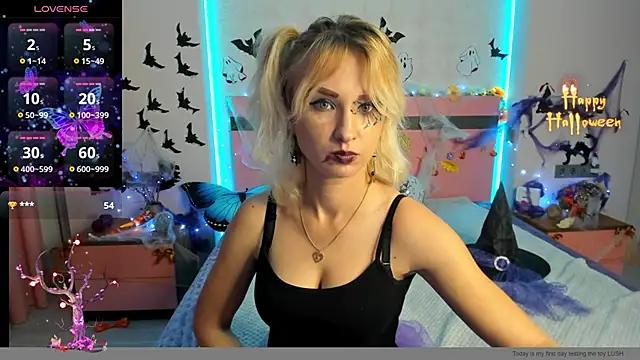 MeryMidnight online show from October 31, 7:12 am