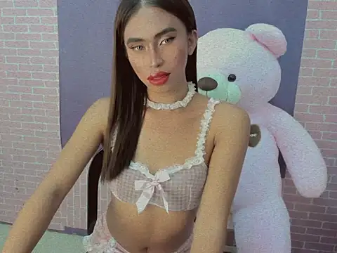 secretmiller  online show from December 3, 3:58 pm