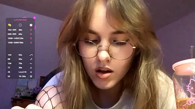 Snapshot of SiIver_Dawn chatting on October 12, 1:46 pm SiIver Dawn online show from October 12, 1:46 pm