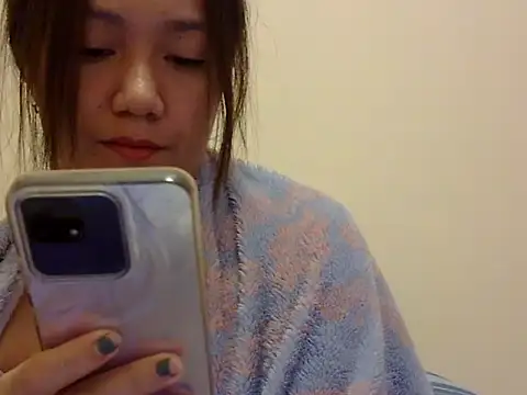 Lovelyclaya online show from October 24, 2:51 am