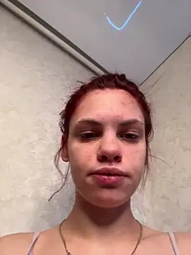 rinabluu online show from April 16, 9:31 am