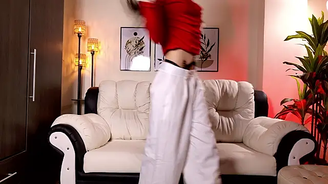 Violeta Foxz online show from February 21, 8:31 pm