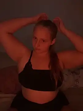 young hailey online show from November 11, 6:49 pm