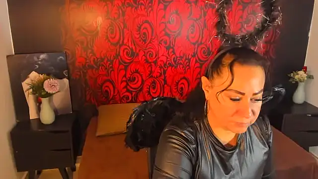 LucianaBlackwell online show from October 15, 1:36 pm