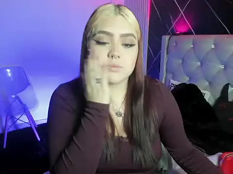 im bunny   online show from November 27, 11:57 am