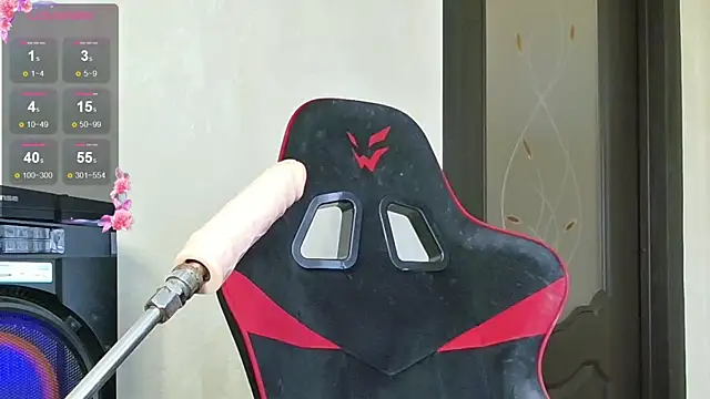 PrettyMegan online show from October 10, 12:10 pm