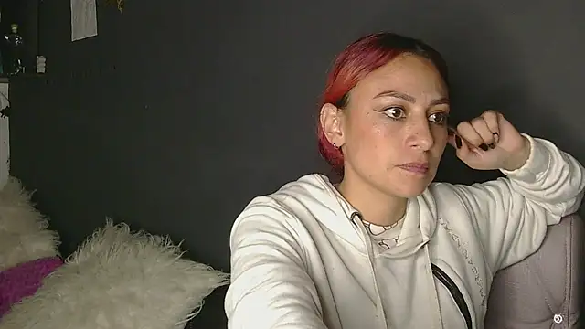 MeganBrown4 online show from July 15, 3:11 am