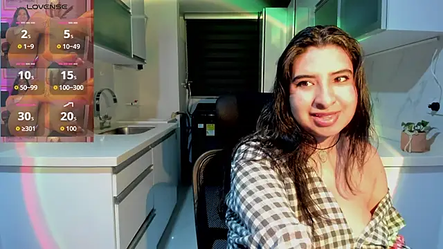 alice coopperx online show from March 27, 8:26 am