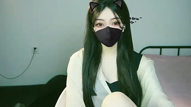 Snapshot of Sparkly_Candy chatting on September 27, 11:45 pm Sparkly Candy online show from September 27, 11:45 pm