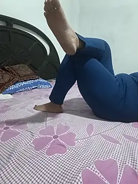 payal 261072  online show from April 18, 4:26 am