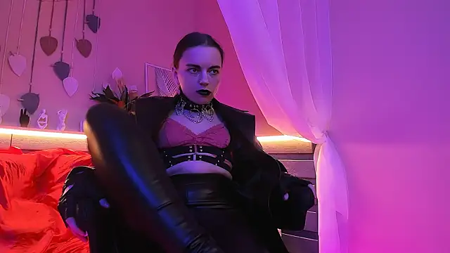 Bloom evl online show from December 14, 8:03 pm