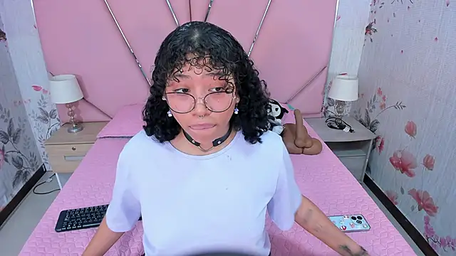 SafiroAgataaa online show from October 13, 9:28 pm