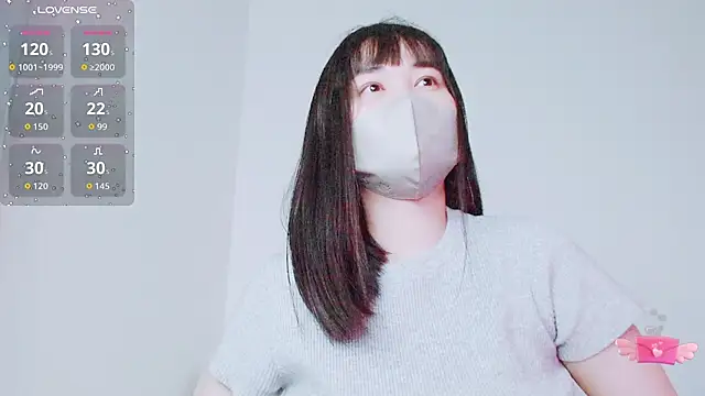 Zinzin chan online show from April 20, 6:44 pm