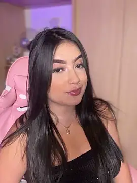 Emiily Moore1 online show from February 14, 2:24 am