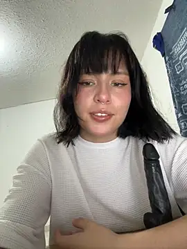 Snapshot of aliciia_23 chatting on September 26, 6:11 am aliciia 23 online show from September 26, 6:11 am