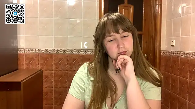 MaroonMoon  online show from November 7, 8:36 pm