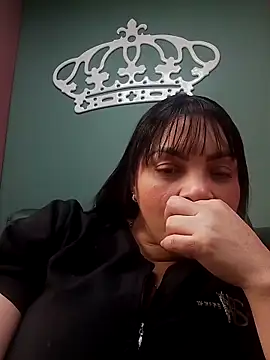 tiffany Johnson1 online show from March 27, 6:30 pm