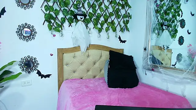 gabie rosse online show from October 28, 5:13 am