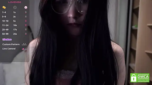 Snapshot of DelphaDivenere chatting on September 26, 5:10 pm DelphaDivenere online show from September 26, 5:10 pm