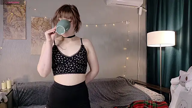 KikiMoor online show from March 11, 9:24 am