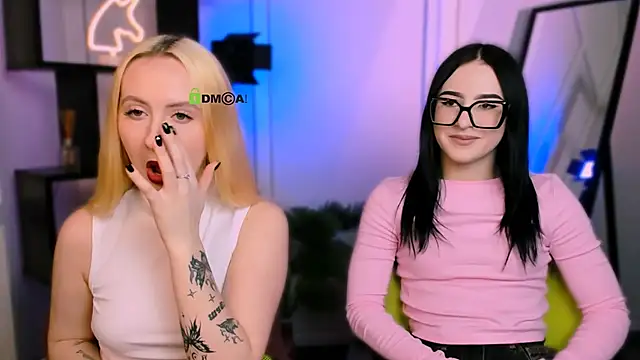 mila glow1 online show from January 31, 7:23 pm