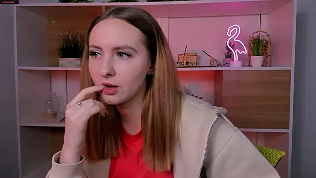 mila glow1 online show from October 21, 7:40 pm