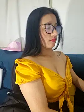 SofiiMilf online show from November 8, 11:54 pm